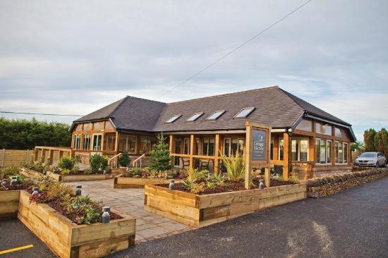 Chic 2 Bed Peak District Cottage Barn Near Alton Towers, Polar Bears, Chatsworth House Лик Экстерьер фото